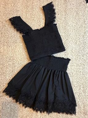 *LITTLE PEIXOTO* Girls Skirt Set Size M